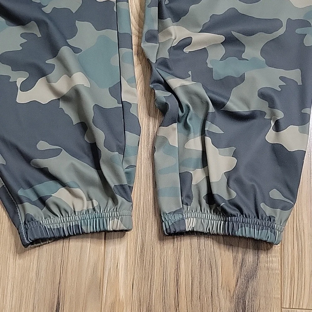 Zac & Rachel Camo Joggers - Picture 10 of 13
